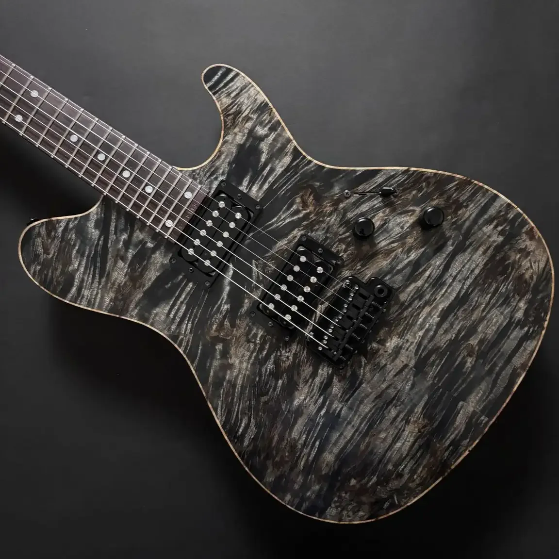 Sugi DS496MDR 324 24F POP/HM5P/ASH2P · Grey Black · 灰黑色外观 · 实物照片 4