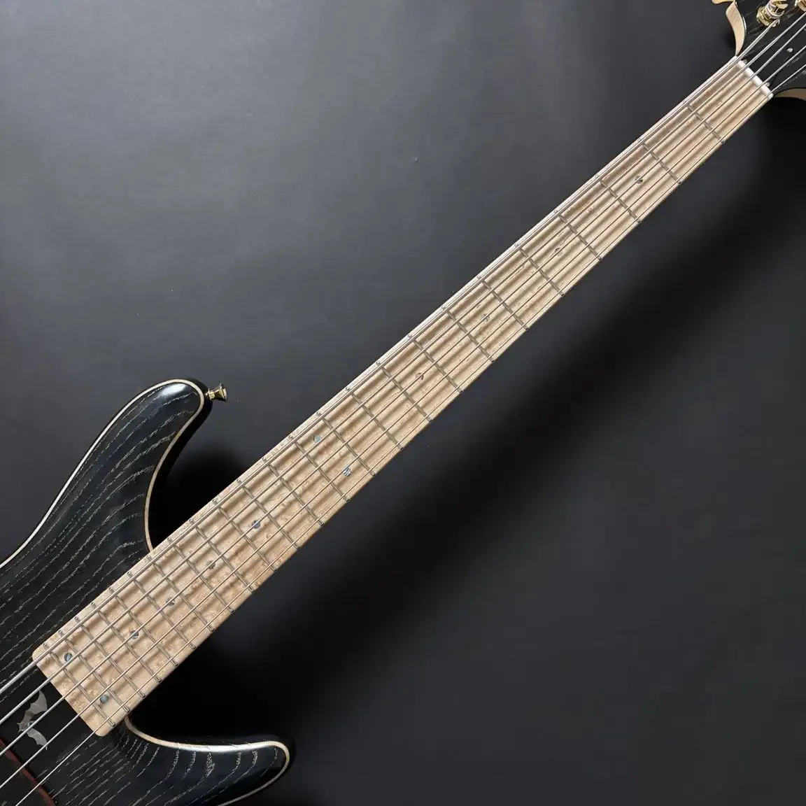 Sugi NB5M SL-ASH2P · SBK(G) · Instrument photo 6