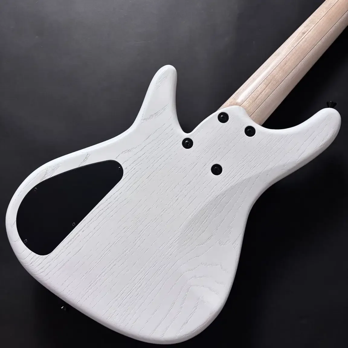 Sugi NB5IR SL-ASH2P HH · FIV · Instrument photo 6