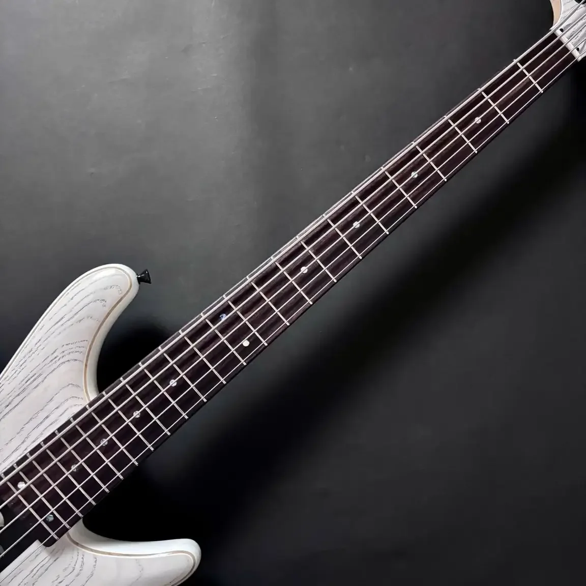 Sugi NB5IR SL-ASH2P HH · FIV · Instrument photo 7