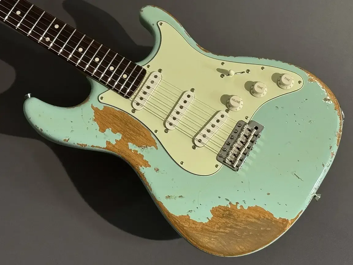Sugi Stargazer SSS Alder/Vintage Rosewood FB · Surf Green Heavy Aged · Instrument photo 9