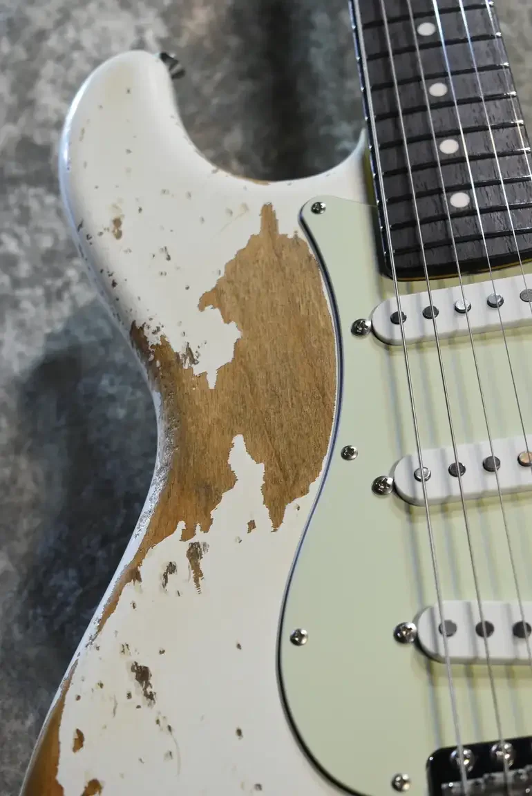 Sugi Stargazer SSS Heavy Aged Limited · Olympic White · Instrument photo 10