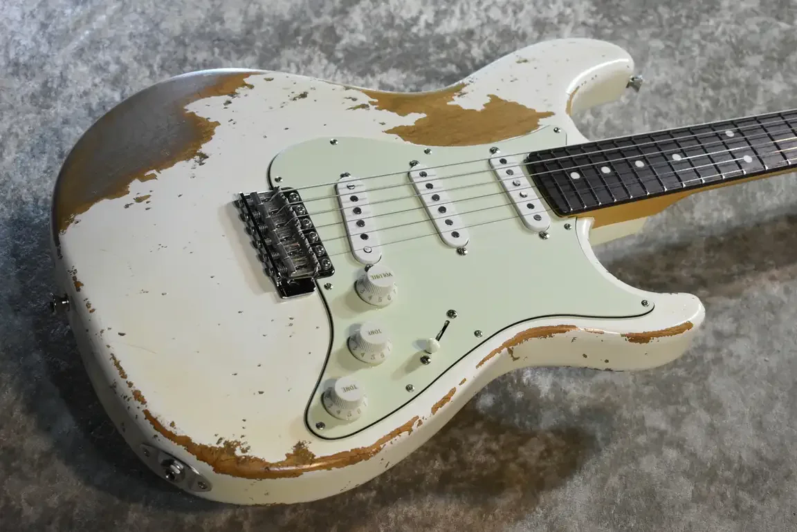 Sugi Stargazer SSS Heavy Aged Limited · Olympic White · Instrument photo 8