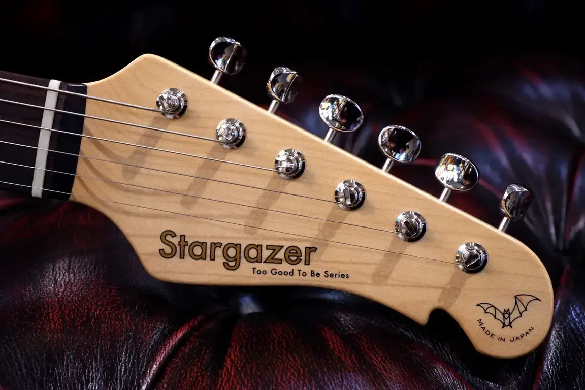 Sugi SGZ R SSH ALD/HM Bat Inlay · Sonic Blue · Instrument photo 5