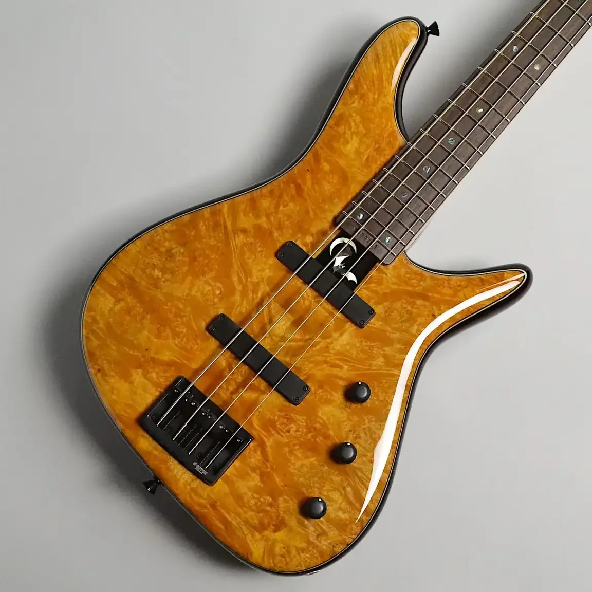 Sugi NB4 BM-PRM/ALD Crescent Moon · Amber · 实物照片 2
