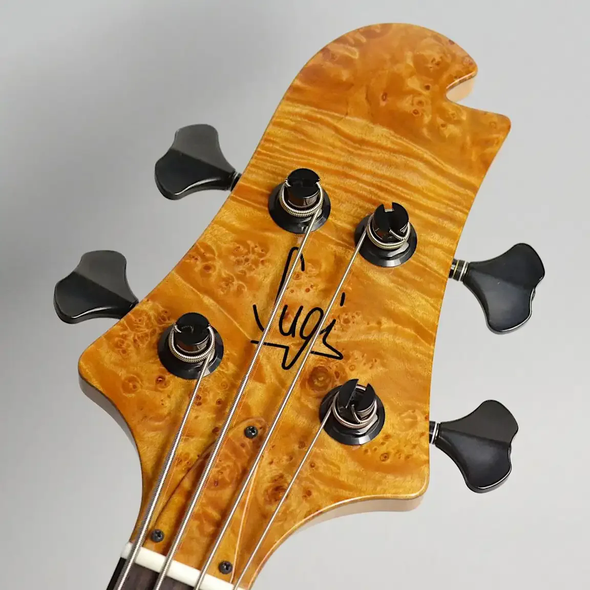 Sugi NB4 BM-PRM/ALD Crescent Moon · Amber · 实物照片 3