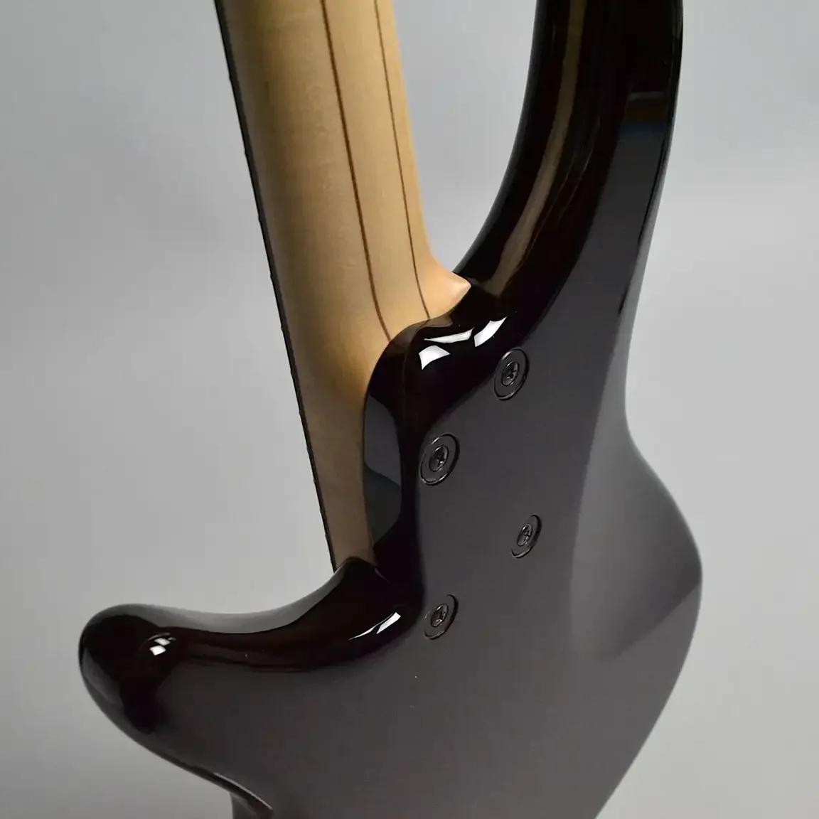 Sugi NB4 BM-PRM/ALD Crescent Moon · Amber · 实物照片 8